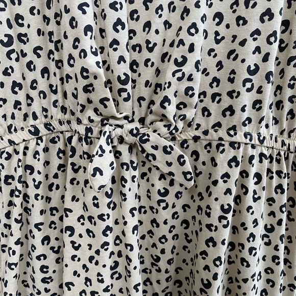 🔴 3/$10 - Kids H&M Cheetah Print Dress - Picture 2 of 7